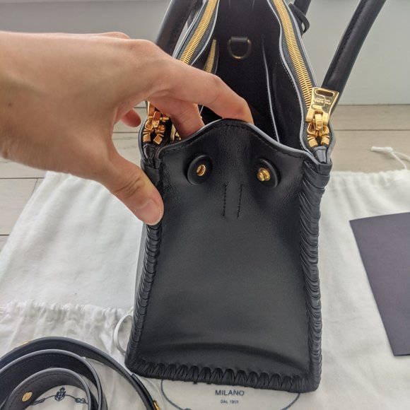 Prada Saffiano Large Bag (Brand New) - Picture 6 of 7